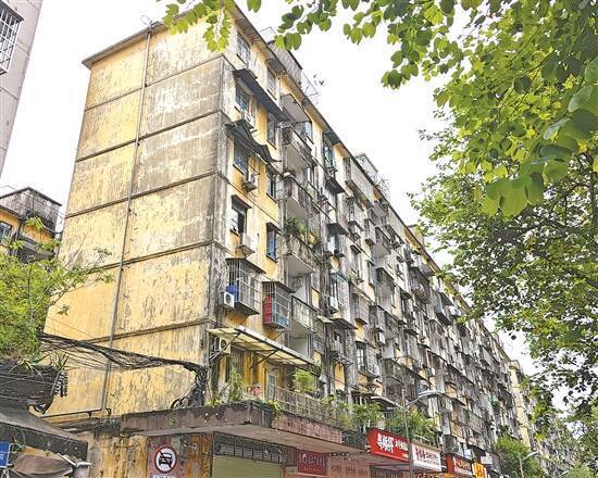 广州越秀共和村拟“原拆原建” 当地居民意见不一